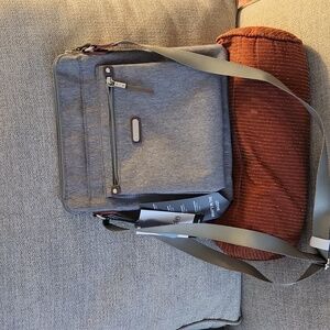 Baggallini Sterling Gray  Crossbody Purse